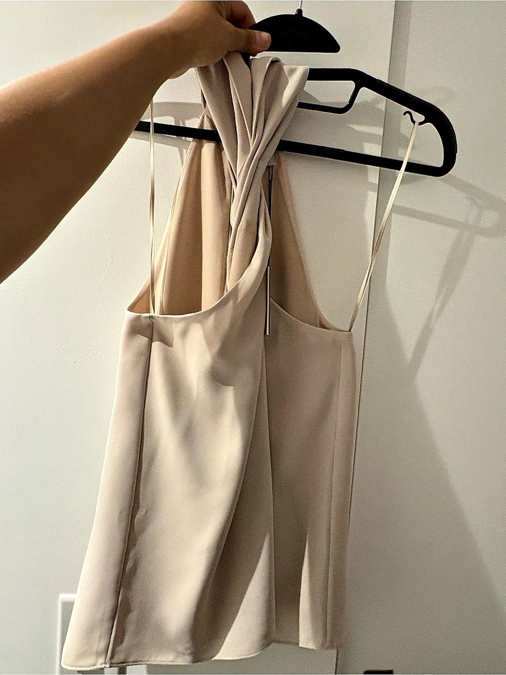 Aritzia halter twist top new with tag